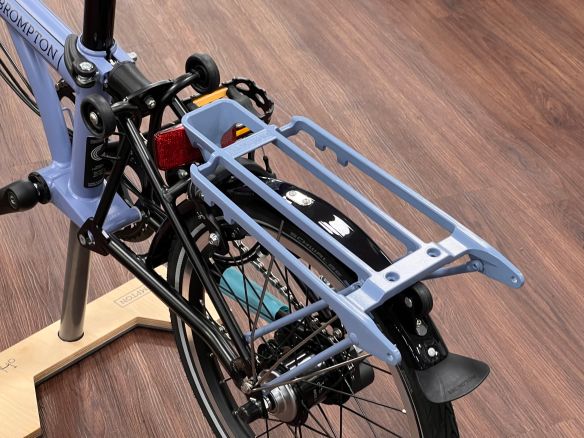 Brompton 2/3/6 Gang Gepäckträger Cloudblue kompl. mit Schutzblech Upgrade für L