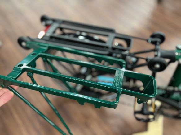 Brompton 2/3/6 Gang Gepäckträger Racing Green kompl. mit Schutzblech Upgrade für L