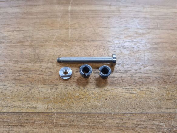 Brompton Handlebar Support Hinge Spindle + Nut für T-Line
