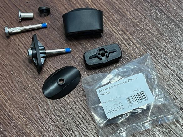 Brompton 4/12 Gang Hinterbau Federblock inkl Befestigung