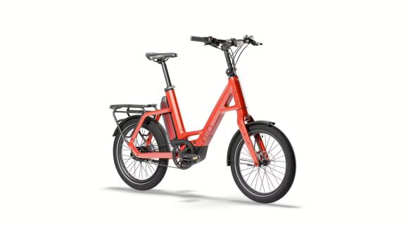 Compact P5 Imola Red - Glossy Finish