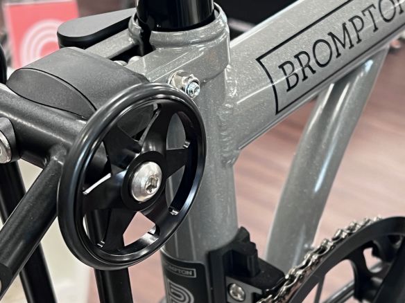 SON  Easy Wheels 66 Advanced P LIne SCHWARZ 2er Set 6mm (Gepäckträger 2x bestellen )