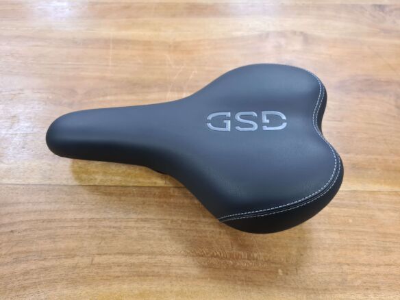 Sattel GSD Seriensattel mit kleinem Griff 