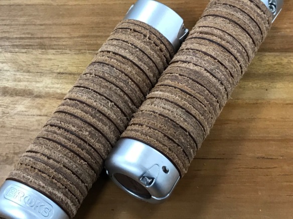 Plump Leder Handgriffe