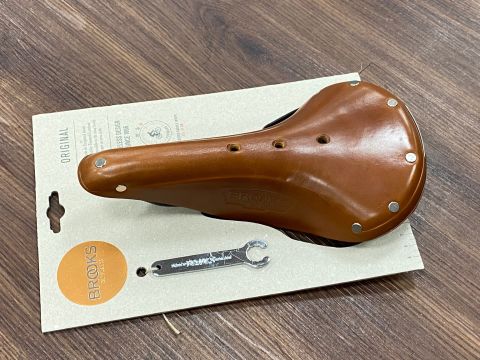B17 Honey Braun Leder Sattel 