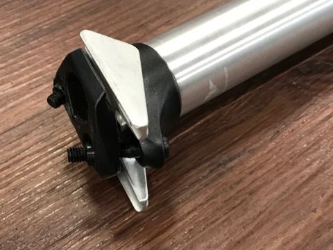QiO Lock Adapter für Rahmenschloß an Federgabel
